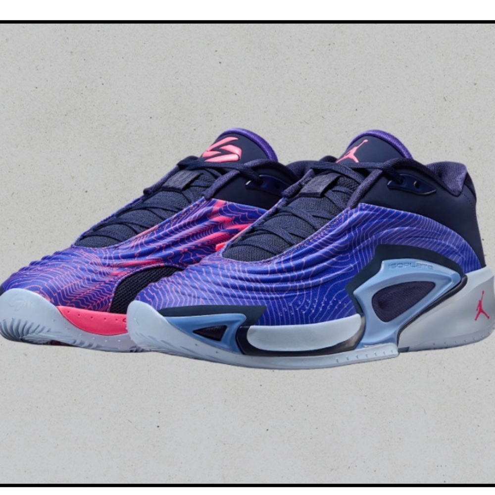 Nike Luka 3 NEW basketball sneakers shoes Men’s 7 women’s 8.5